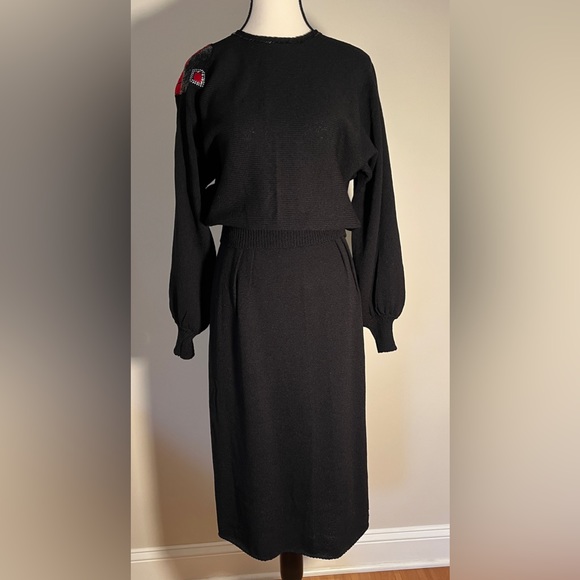 Mike Korwin Sweater and Skirt set.  Intake Wool blend with embellishments.size10 - Picture 1 of 16